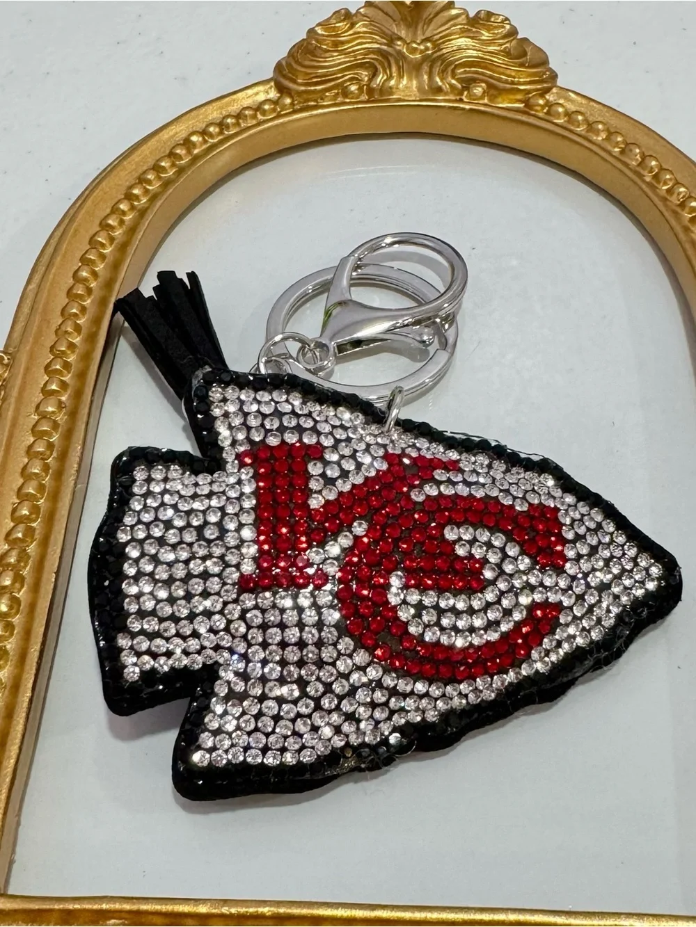 New KC Arrowhead Crystal Keychain